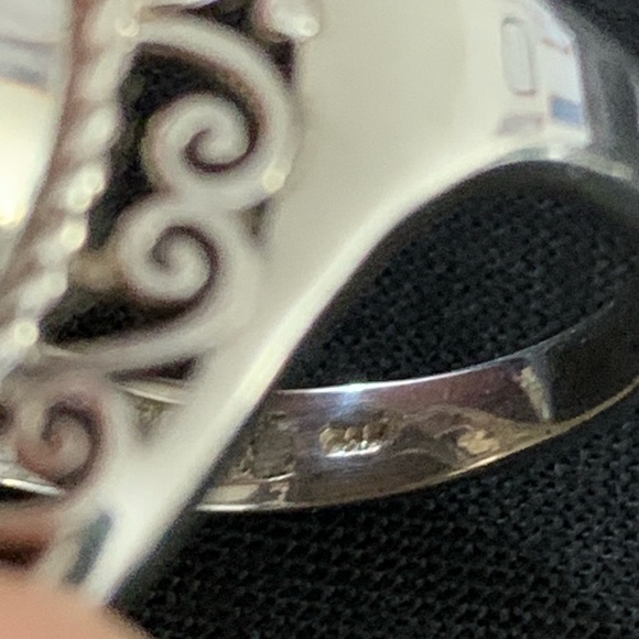 Labradorite Sterling Silver Ring - Picture 7 of 15